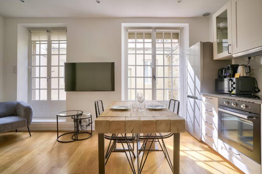 Magnifique Proche Tour Eiffel Apartment *